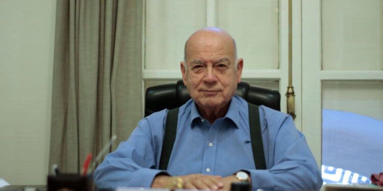 Cómo la experiencia de Insulza puede mejorar el transporte en Valparaíso