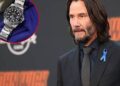 Keanu Reeves agradece a la PDI por recuperar sus relojes que le robaron.