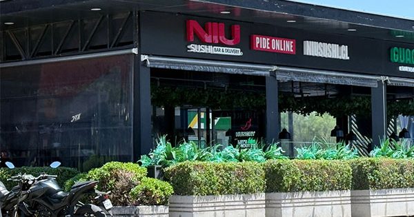 Empresaria denuncia a Niu Sushi por desalojo de su franquicia en Chamisero.