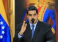 Maduro mantiene a la Fuerza Aérea en alerta y asegura que habrá victoria en caso de conflicto con EE. UU.