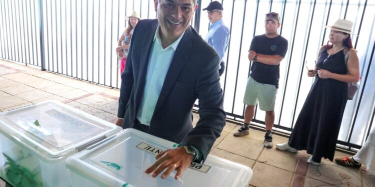 Encuesta Criteria: El 40% de los partidarios de Franco Parisi optaría por votar nulo en la segunda vuelta.