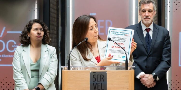 «Mi Voto, Mi Derecho»: Servel presenta la primera guía electoral dirigida a personas autistas.
