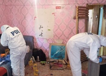 Noche de terror en Quillota: un ataque armado contra una banda rival resultó en tres muertos y cuatro heridos en un departamento donde se celebraba una fiesta.