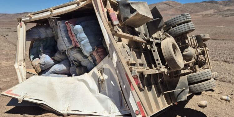 Accidente de tránsito permite incautar 4 toneladas de marihuana, la mayor cantidad en la región de Antofagasta.
