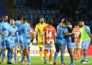 D. Iquique se recupera frente a Cobresal y sigue aferrándose a la esperanza de mantenerse en Primera División.