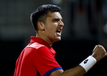 Tenis: Tomás Barrios avanza a la final en Lima y aspira a su tercer título del año.