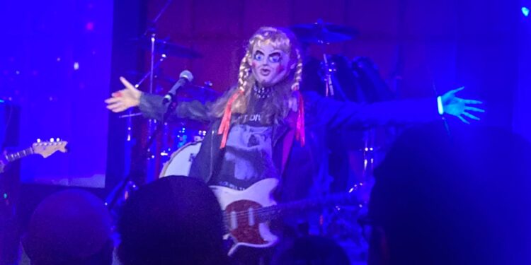 “Cuando tocas rock, llegas a un estado que no puedes conseguir de otra forma.”