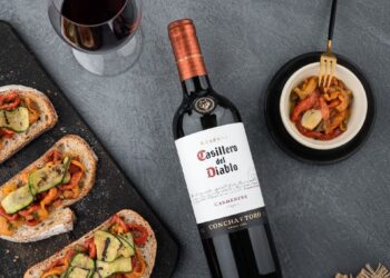 Chile rinde homenaje a su cepa más icónica.