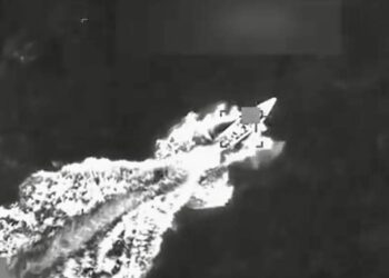 Ejército de Estados Unidos mata a tres individuos considerados «narcoterroristas» en el Caribe.