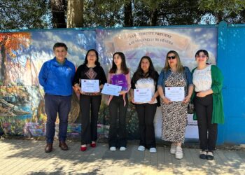 Mural comunitario marca el cierre del programa contra la violencia de género en San Clemente.