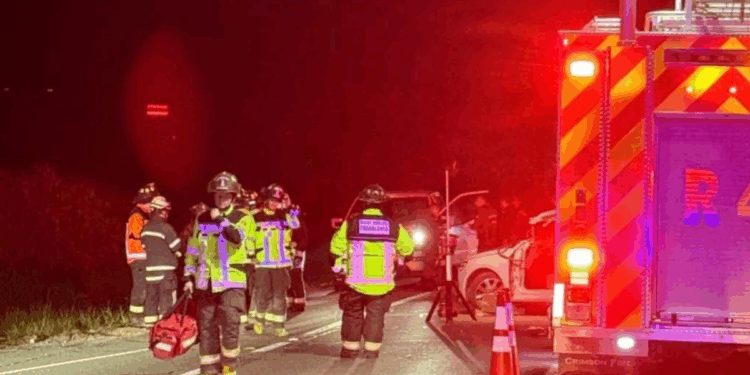 Trágico accidente en Casablanca: Colisión frontal entre un auto y un camión causa la muerte de una persona.