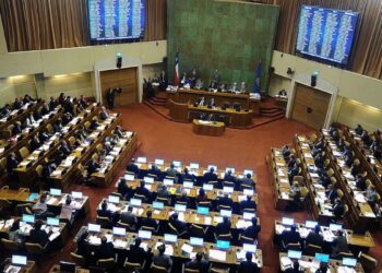 Parlamentarios electos del PDG se comprometen a donar $1 millón de su sueldo: «Reduciremos nuestro ingreso».