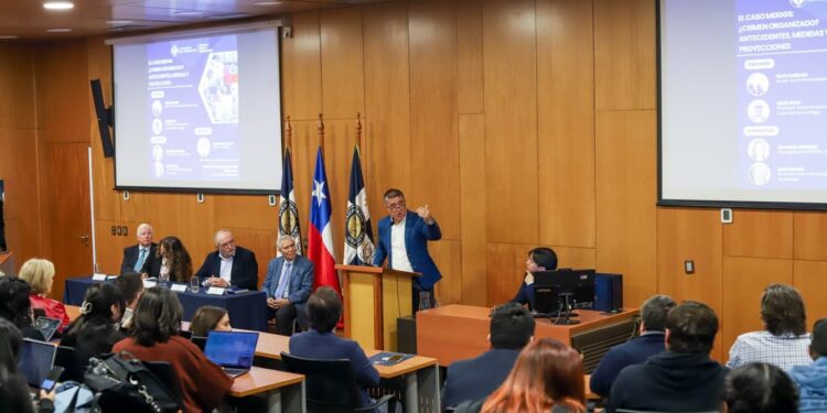 Proponen reforzar el Estado de Derecho y la colaboración entre instituciones para combatir el crimen organizado.