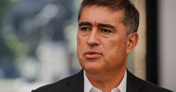 Desbordes denuncia al Defensor de la Niñez por bloquear iniciativas contra la violencia escolar.