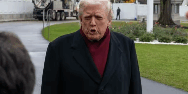 Trump aclara que su plan de paz para Ucrania no es una propuesta final.