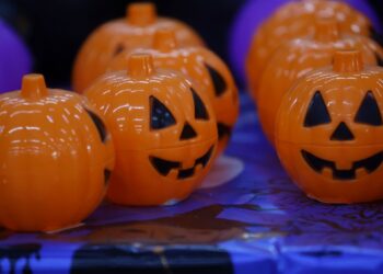 FBI evita un potencial ataque terrorista en Michigan durante Halloween.