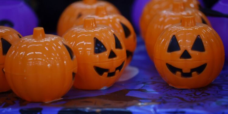 FBI evita un potencial ataque terrorista en Michigan durante Halloween.