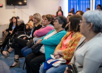 Huechuraba rinde homenaje a sus cuidadoras y cuidadores.