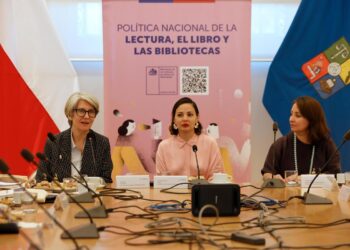U. de Chile y MINCAP presentan una plataforma para potenciar el ecosistema del libro y la lectura.