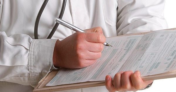 Minsal da a conocer avances récord en las listas de espera.