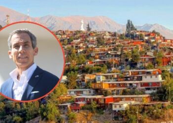 Desalojo en la Toma del Cerro 18 en Lo Barnechea.