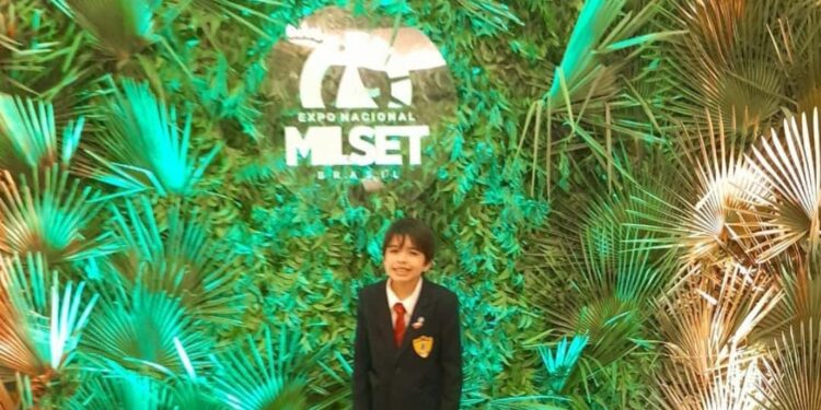 Niño maulino de 12 años dirige un estudio sobre la decoloración de insectos y aves en Chile.