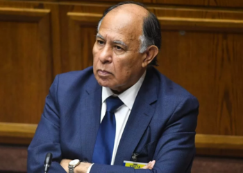 Crisis judicial: El Senado destituye a Diego Simpertigue, sumando tres ministros destituidos.