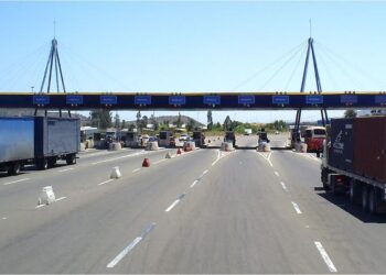 Plan de contingencia y medidas de seguridad vial para las rutas hacia la región de Valparaíso en Año Nuevo.