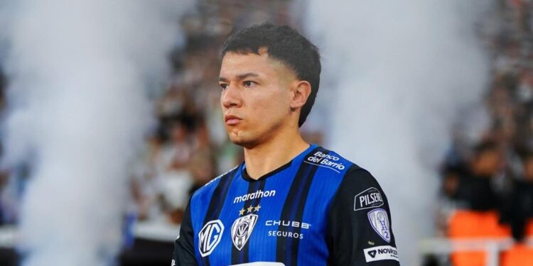 Matías Fernández alcanzó un acuerdo y se convirtió en el primer refuerzo de Colo-Colo para el 2026.