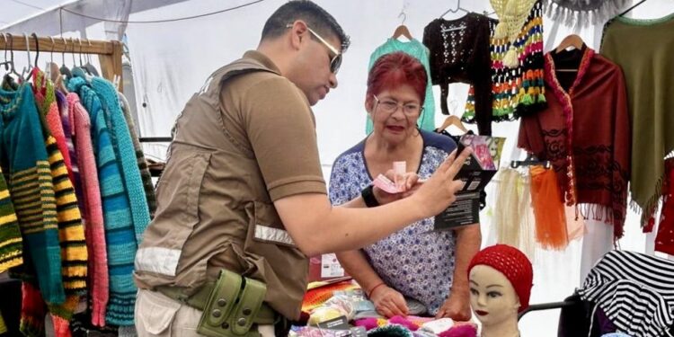 «Descubre tu Billete»: Carabineros lanza campaña para minimizar el riesgo de recibir billetes falsos.