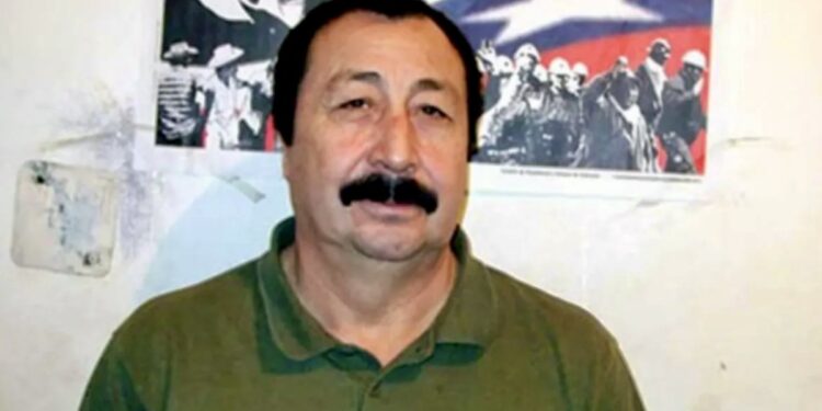 La UDI solicita a José Antonio Kast que impulse la extradición de Galvarino Apablaza durante su encuentro con Javier Milei en Argentina.