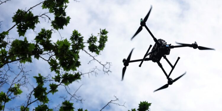 Sernac identifica numerosos incumplimientos en tiendas que venden drones a pocos días de Navidad.