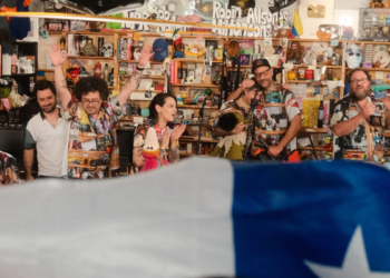 Álvaro Díaz festeja el éxito de 31 minutos en Tiny Desk y la expansión internacional del proyecto.