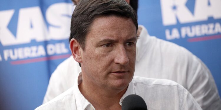 Preparándose para el debate de Anatel: Squella enfatiza la seguridad y el desempleo.