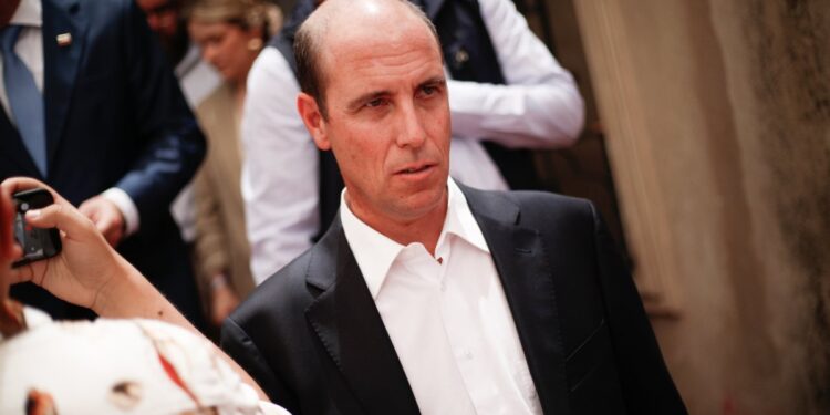 El jefe de campaña de Kast confirma que «no contemplamos modificar, eliminar ni tocar las 40 Horas».