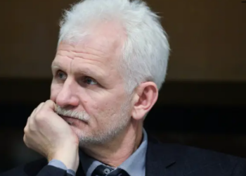 Bielorrusia libera al Nobel de la Paz Bialiatski en el contexto de un acuerdo con EE.UU.