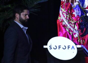 Presidente Boric a empresarios en Sofofa: «Nuestro gobierno ha establecido las bases para un mayor crecimiento.»