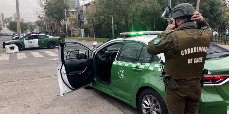 Grupo armado entra en una casa en Buin y escapa tras sonar la alarma.