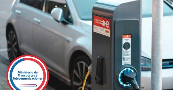 Chile aprueba la transformación de autos a combustión en eléctricos.