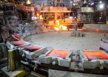 El precio del cobre alcanza un récord histórico y se dirige hacia su mejor año desde 2009.