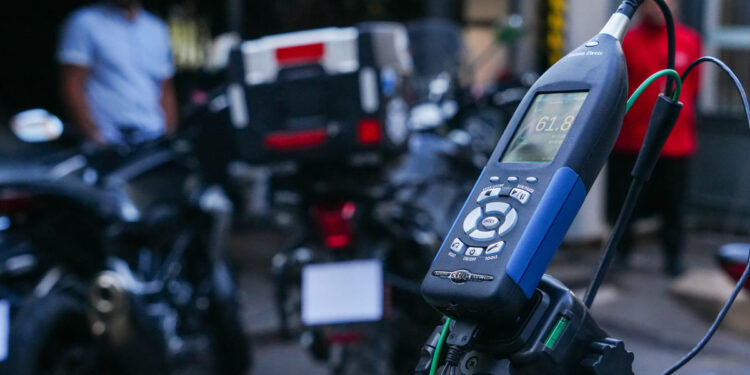 Gobierno comienza a revisar la norma de ruidos de vehículos, poniendo énfasis en las motos.