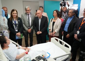 Programa de salud facilitará la realización de cirugías de alta complejidad fuera del GES y disminuirá las listas de espera en la región de Valparaíso.