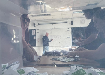 Servel entrega el primer conteo para la elección presidencial.