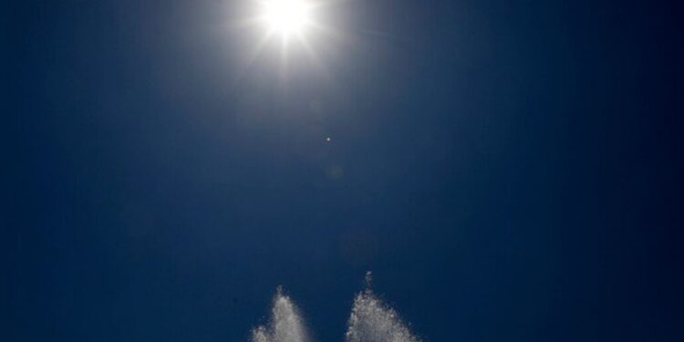 Las temperaturas en Los Ángeles podrían alcanzar hasta 34° este fin de semana.