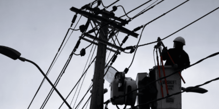 Diversos sectores de Los Ángeles enfrentarán cortes de electricidad el lunes 15 de diciembre.