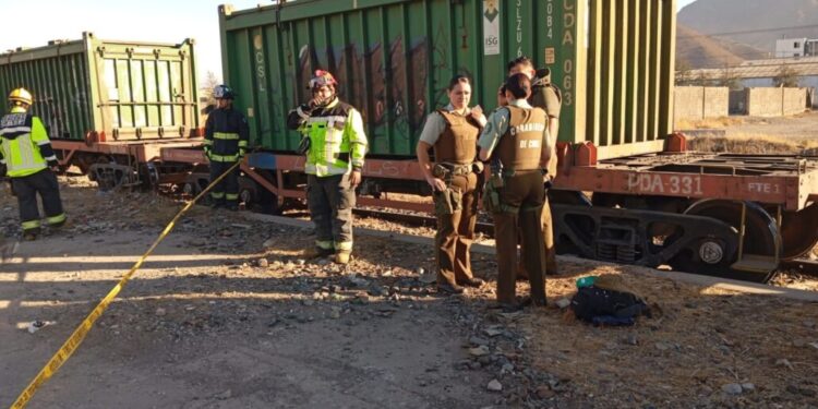 Mujer boliviana fallece tras ser atropellada por un tren de carga en San Felipe.