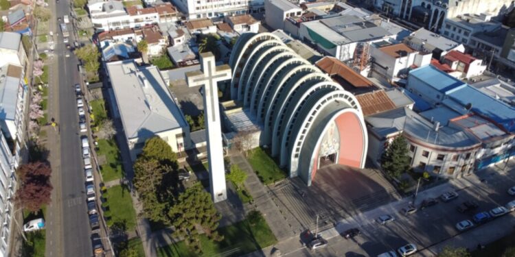 Se activa Alerta Roja en Ñuble debido a temperaturas extremas: se prevé que las máximas superen los 33°C.