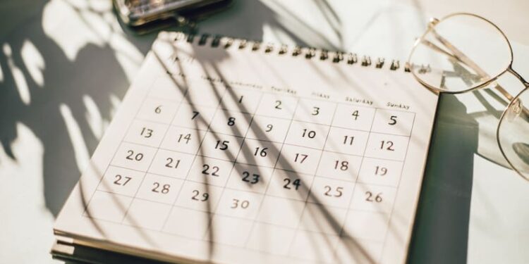 Descubre todos los días festivos y los fines de semana largos que habrá en Chile en 2026.