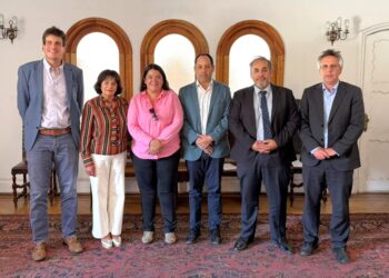 Diputados valoran la reunión de alcaldes de la región con la Subdere para revisar proyectos de inversión.