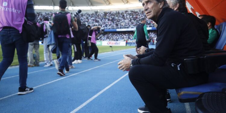 Pellegrini prepara su plantilla del Betis para la segunda mitad de la temporada.